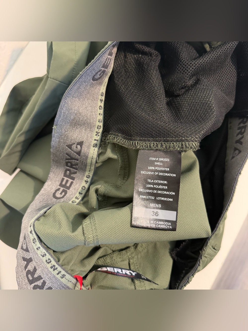 Gerry Men's Tech Shorts Size 36 Olive Green Stretch Hiking Trail Lightweight - Picture 5 of 9